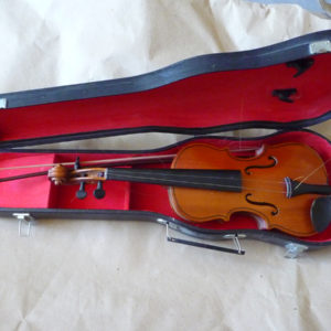 Violon 1/4 avec étui et archet
